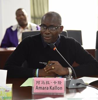 说明: //rentiart.net/__local/D/24/F4/B3A3CFD81D1ACC3324B26982D34_2F5B1476_35AC.jpg